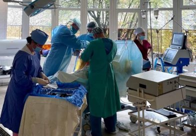 У лікарні Мукачева проводять операції по заміні одночасно двох суглобів